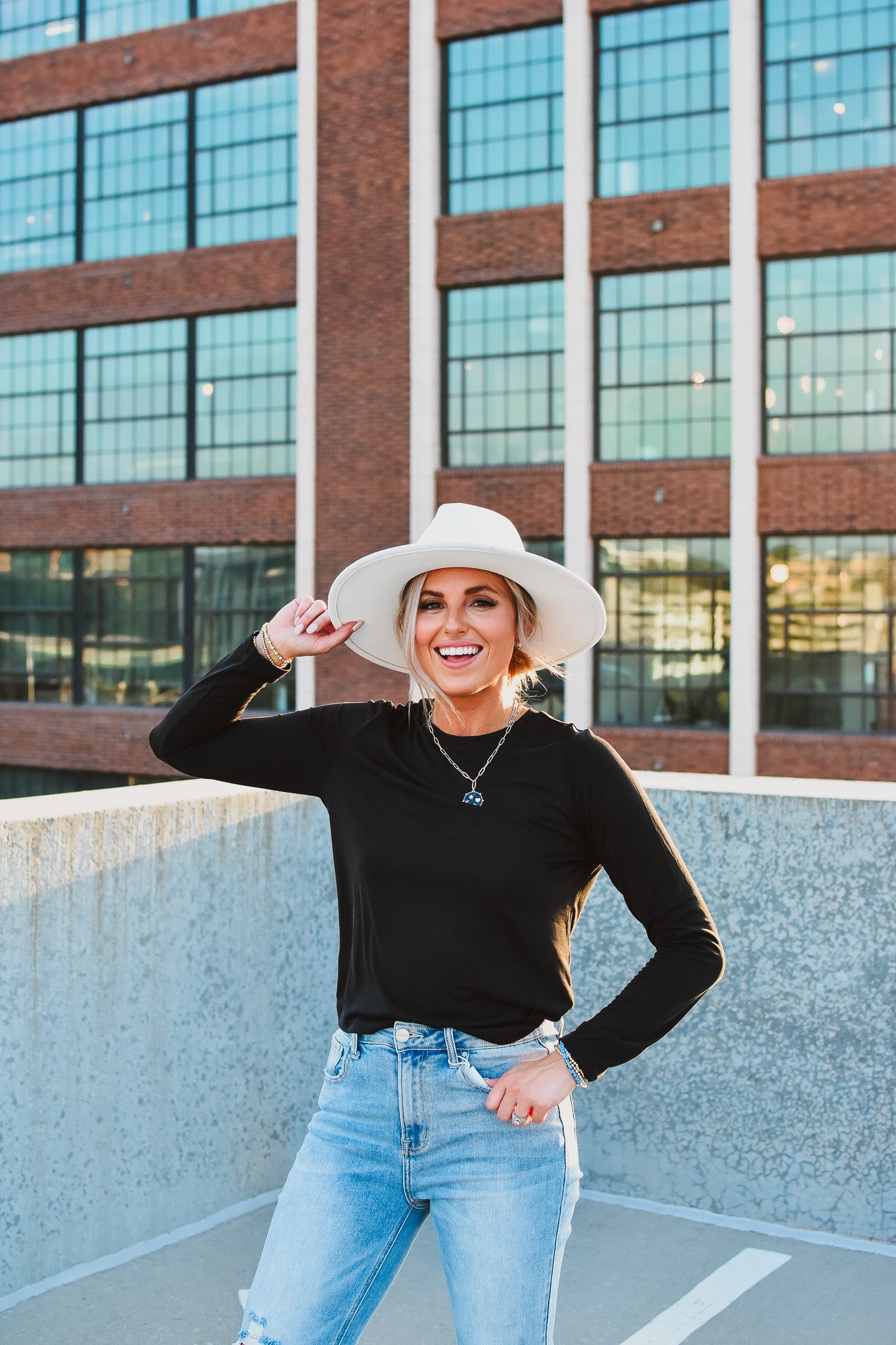 Quinn Long Sleeve Tee in Black