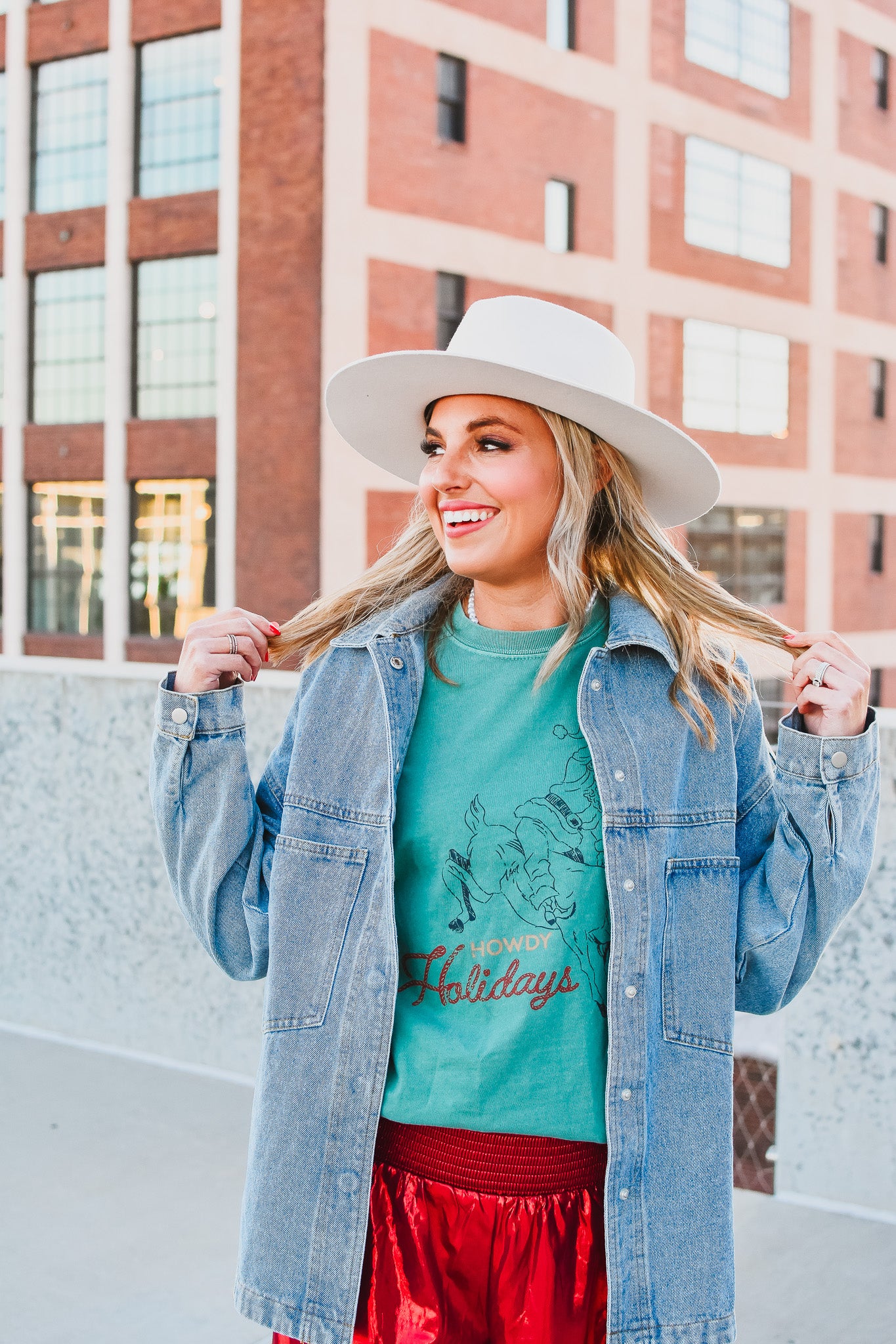 Howdy Holidays Graphic Tee