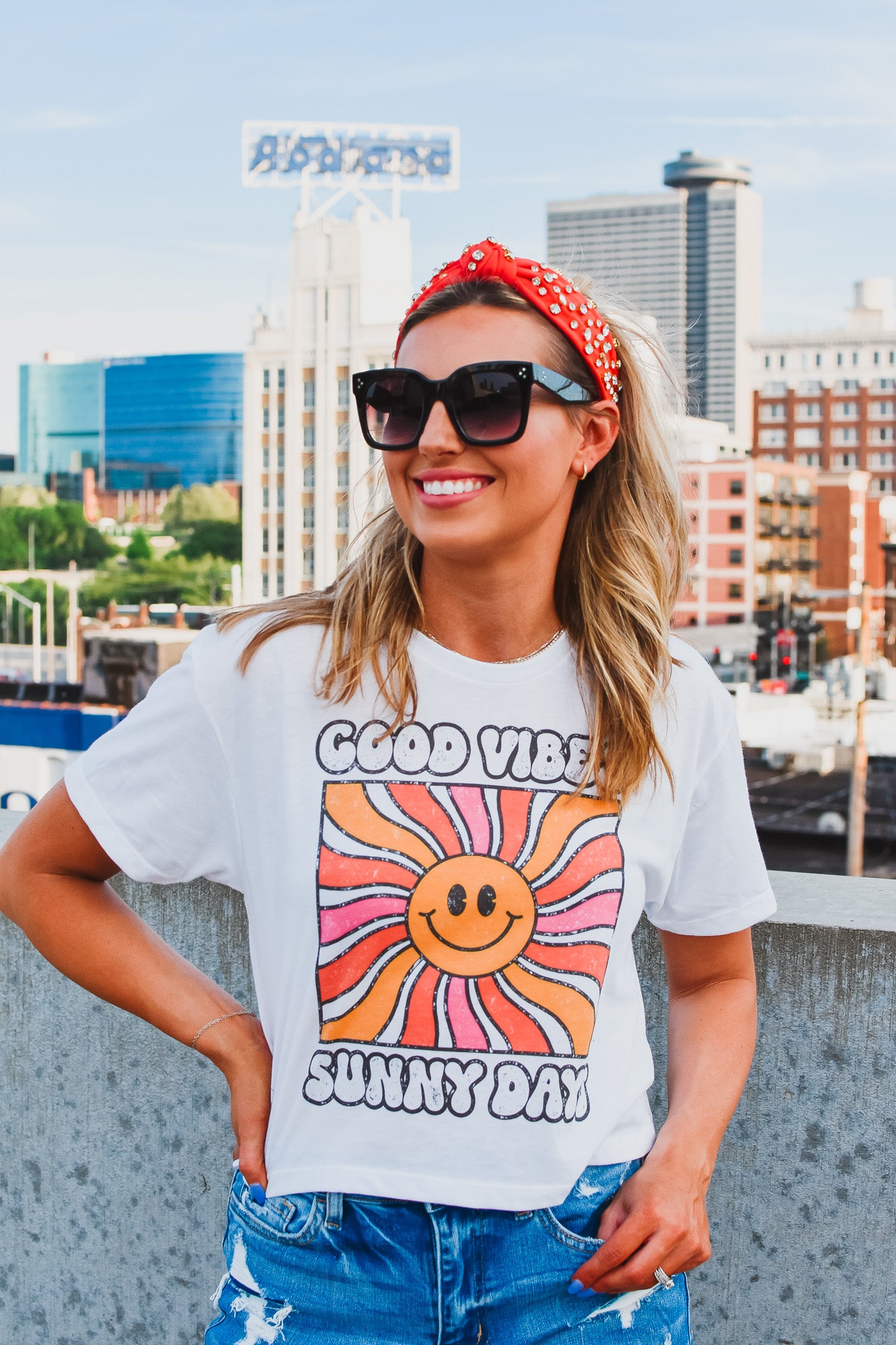 Good Vibes Sunny Days Tee