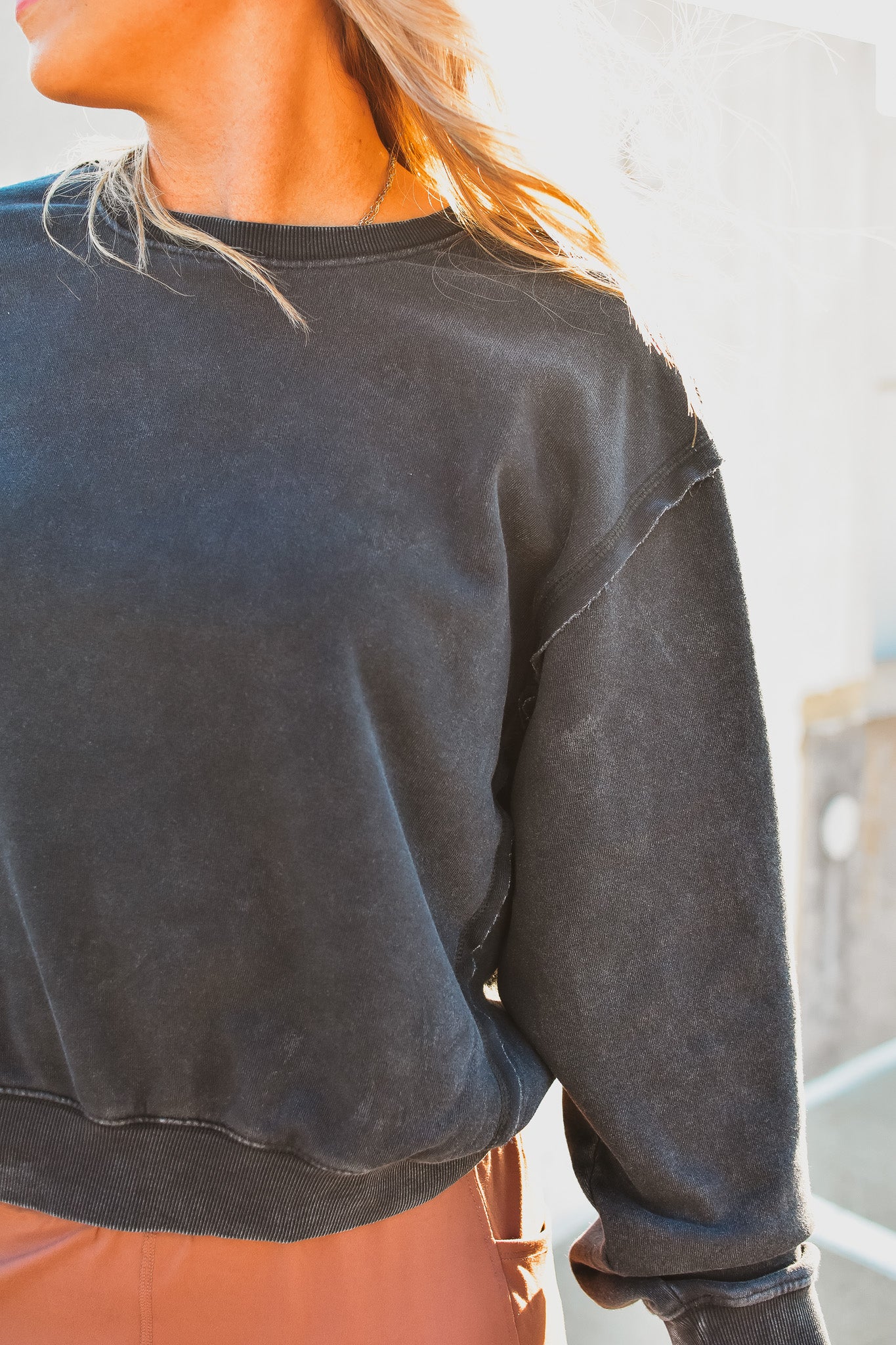 Wells Sweatshirt in Black