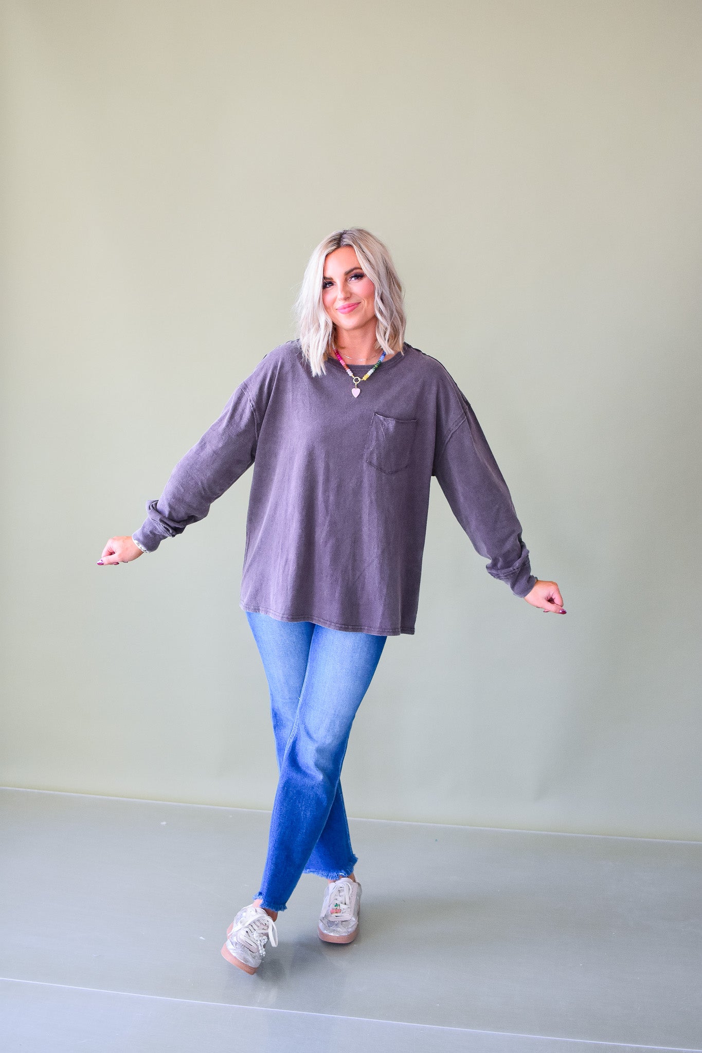 Scottie Long Sleeve Tee in Espresso