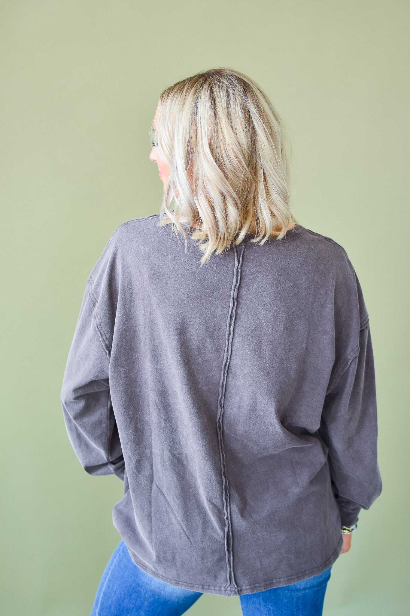 Scottie Long Sleeve Tee in Espresso