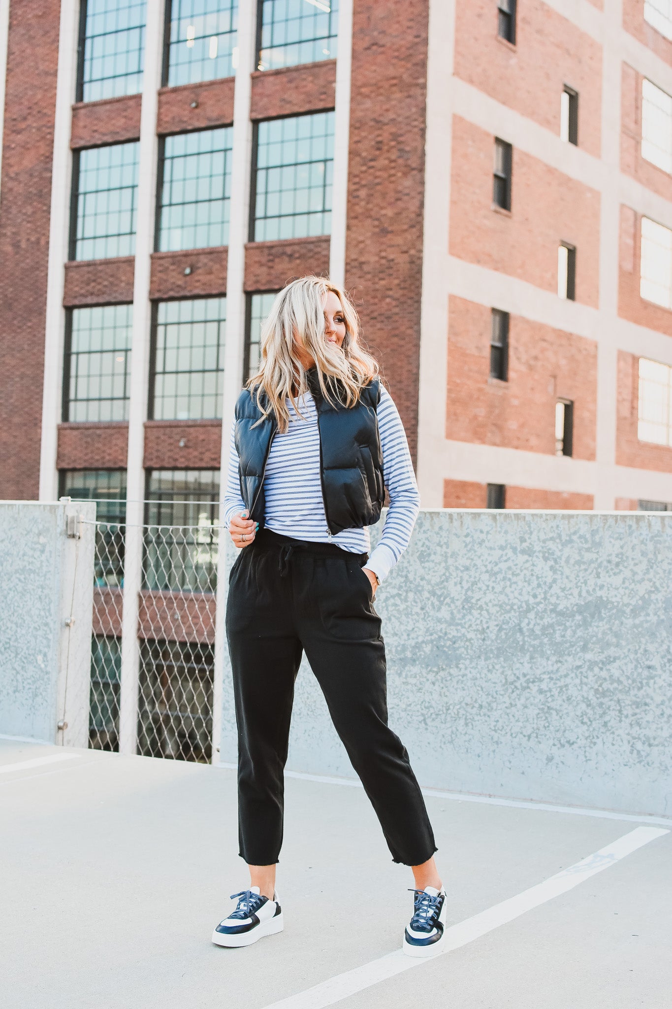 Roe Faux Leather Vest in Black