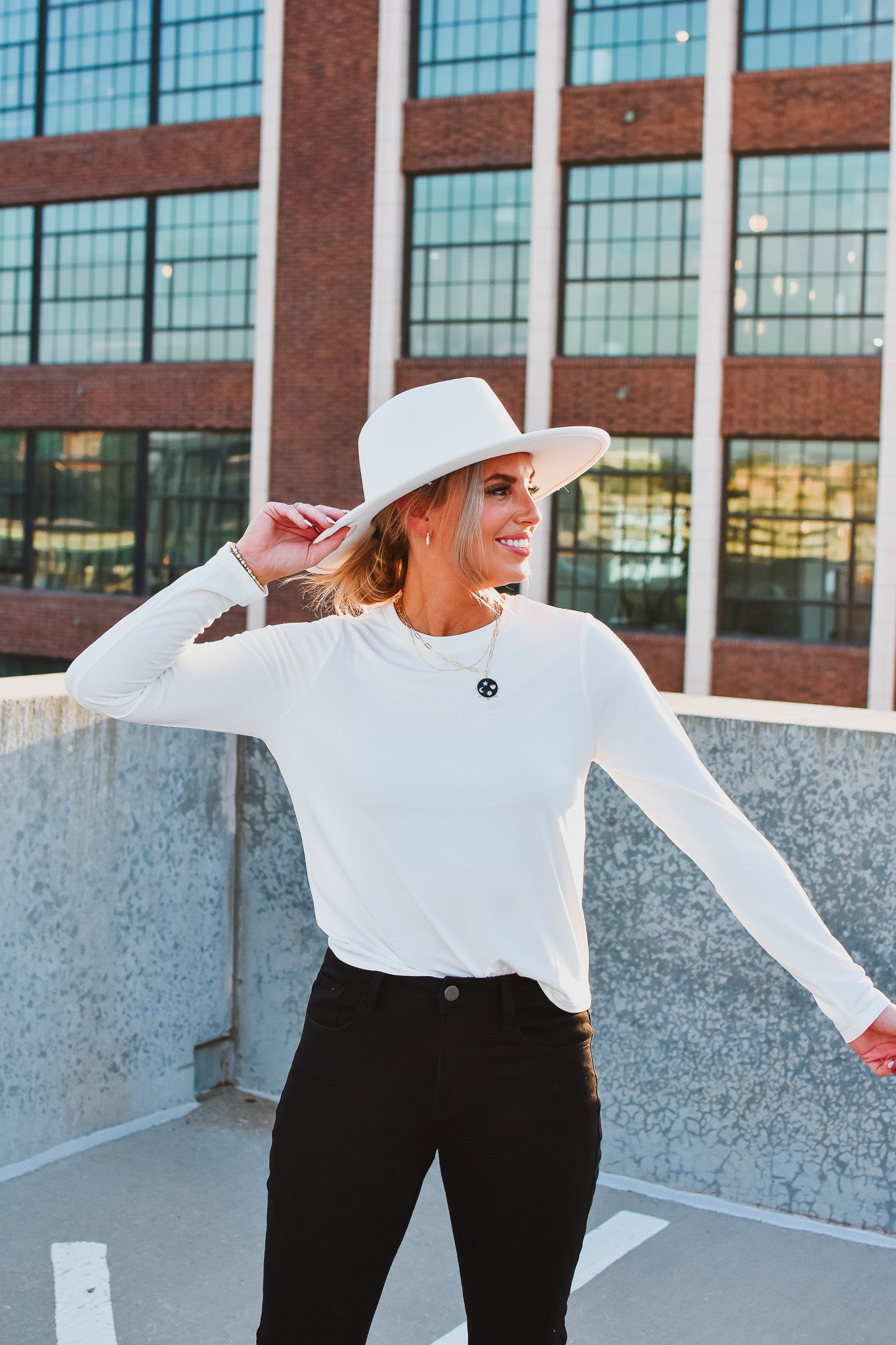 Quinn Long Sleeve Tee in Off White