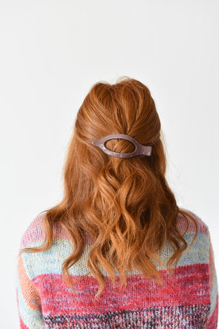 Lay Down Claw Clip 2.0 - Shiny Berry Brown