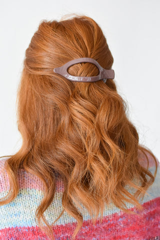 Lay Down Claw Clip 2.0 - Shiny Berry Brown