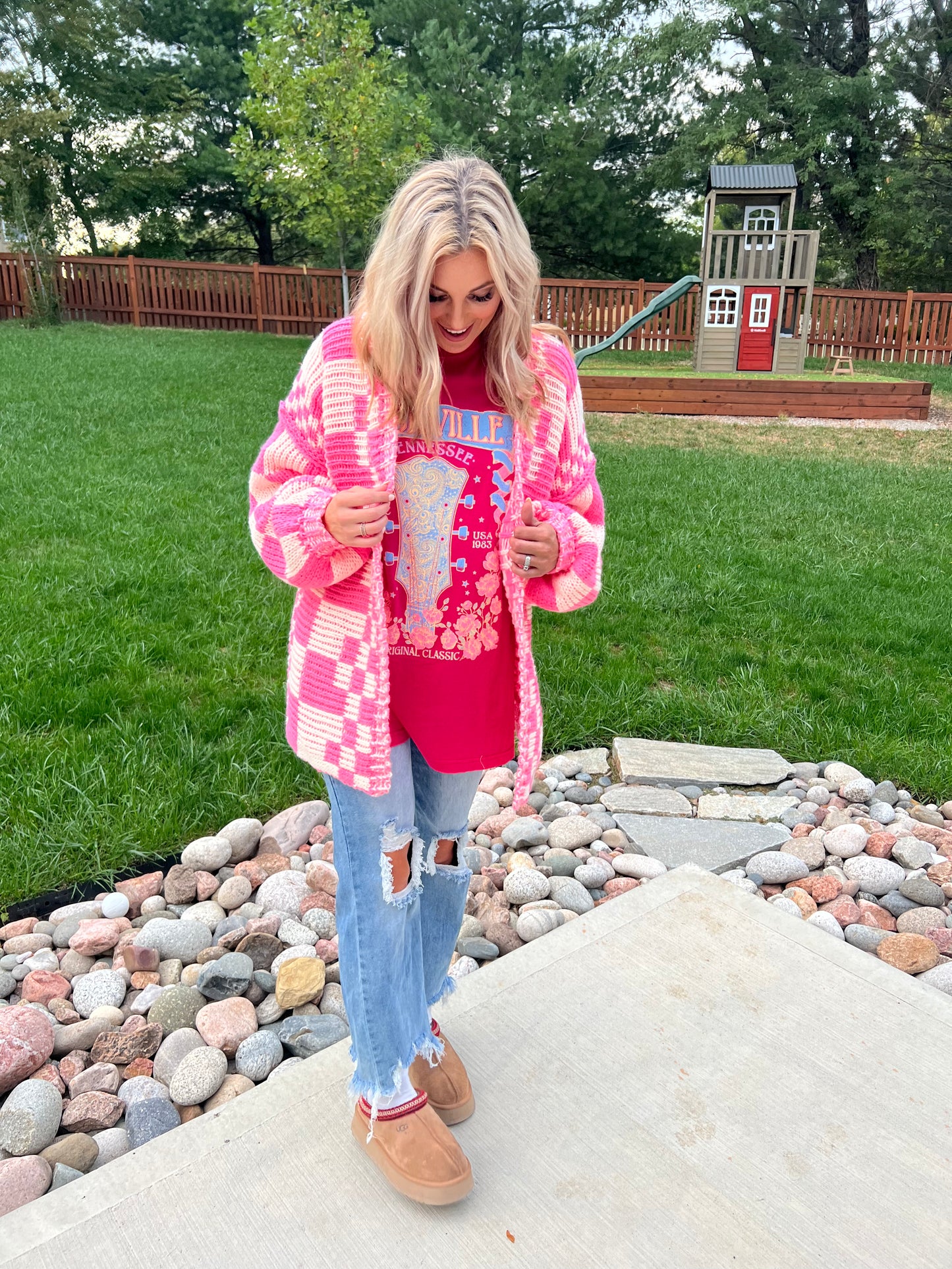 Reed Cardigan in Neon Pink
