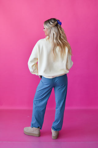 Olivia Mock Neck Sweatshirt In Butter Yellow