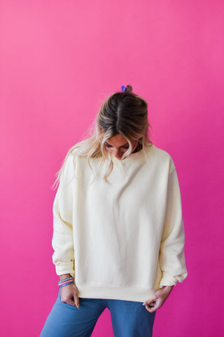 Olivia Mock Neck Sweatshirt In Butter Yellow