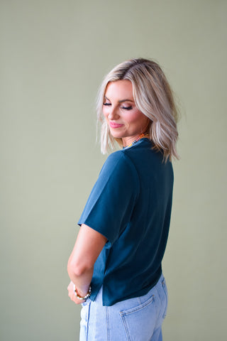 Julie Basic Tee in Dark Forest