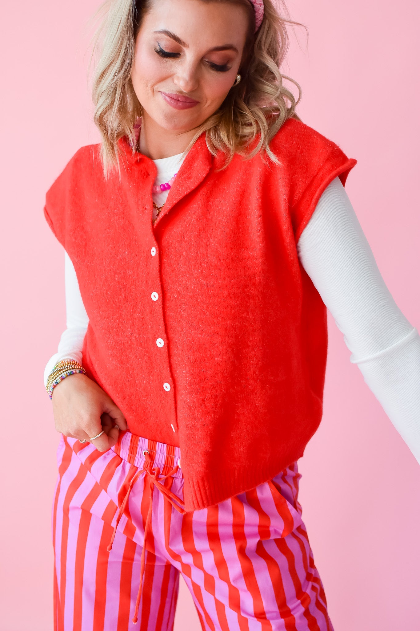 Sleeveless Piper Cardigan in Red