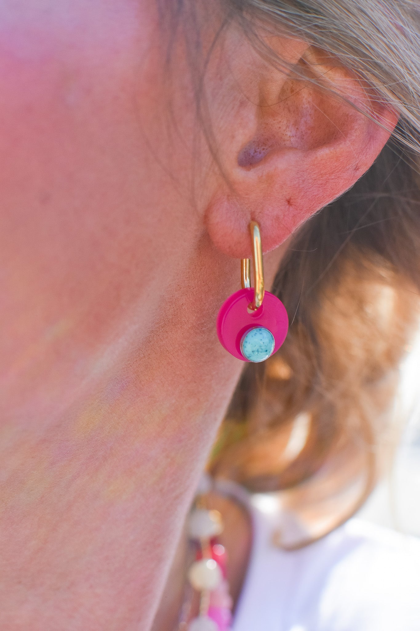 Deco Disc Earrings in Pink/Turquoise