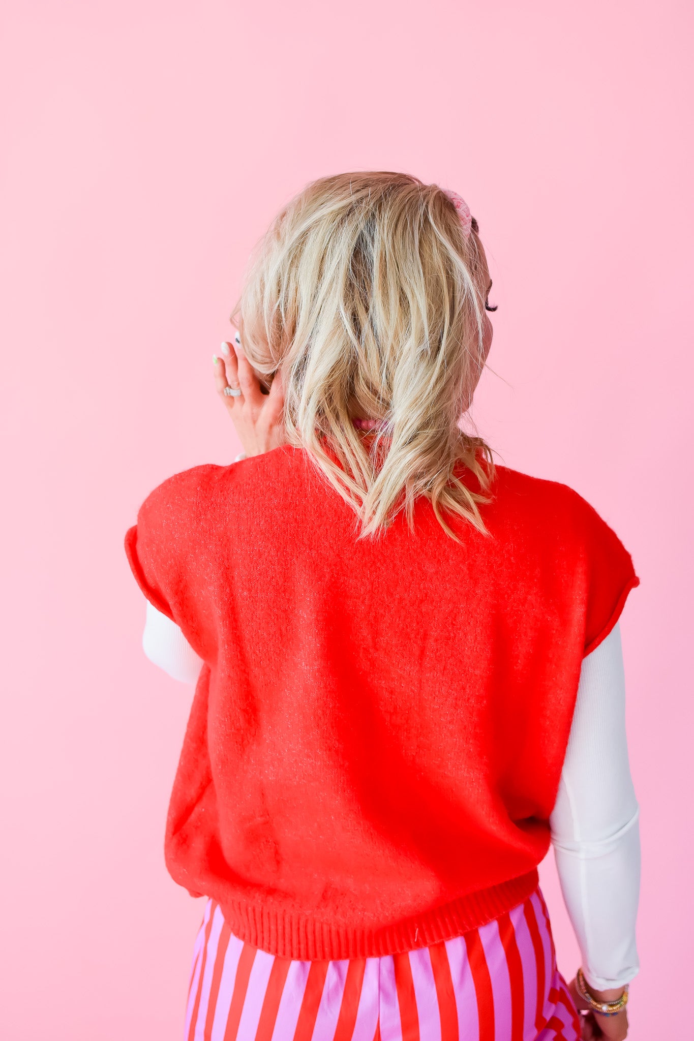 Sleeveless Piper Cardigan in Red