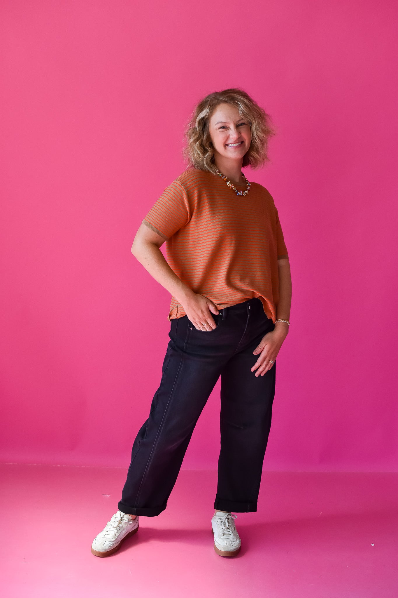 Benny Barrel Cuffed Jeans in Black
