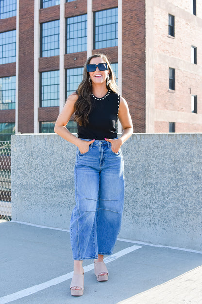 Perla Sleeveless Top in Black