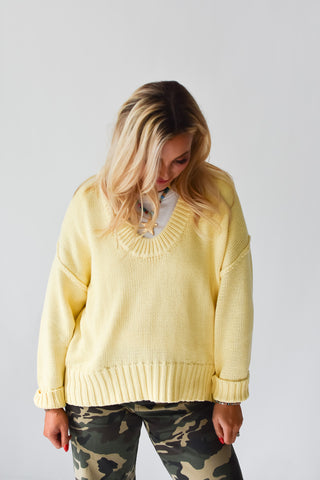 Tayla Scoop Neck Knit Sweater in Lemon