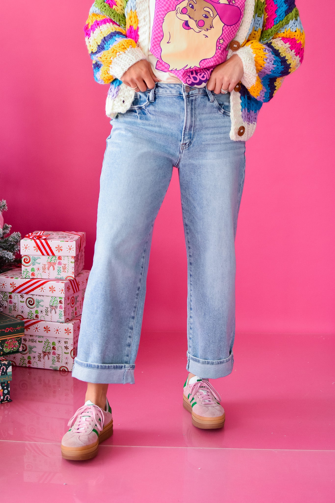 Daphne Cuffed Mom Jeans