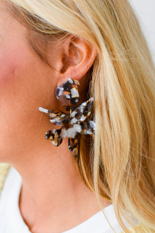 Flora Earrings - Mocha Mousse