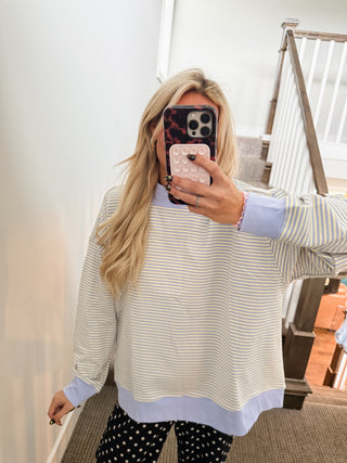 Mallory Mock Neck in Lavender/ Daisy