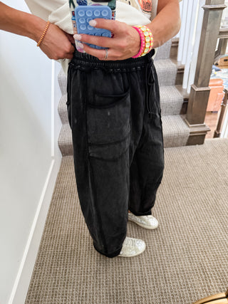 Lou Mineral Wash Barrel Pants in Black