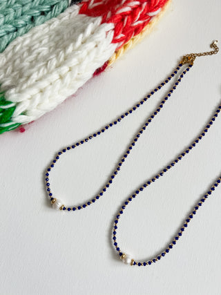 Glowy Bean Necklace - Blue