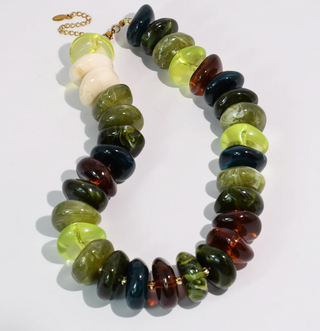 The Icon Necklace in Olive/Amber