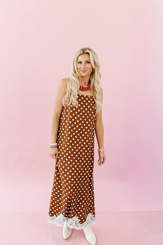 Josie Midi Dress in Chestnut/White
