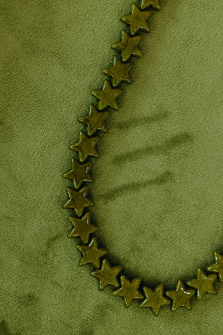 Stars Align Necklace in Olive