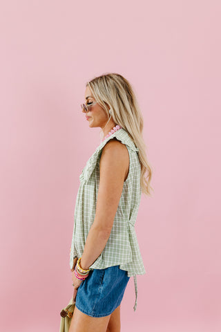 Mary Ann Checkered Pilgrim Collar Top
