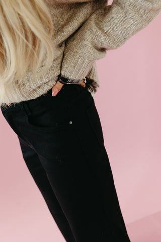 Hannah High Rise Ankle Jeans in Black