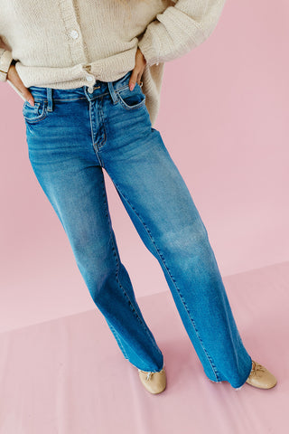 Betsy Relaxed Fit Medium Wash Jeans