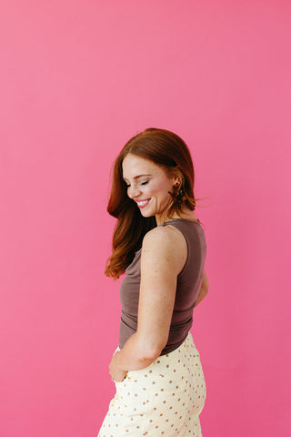 Aubrie Sleeveless Knit Top in Mocha