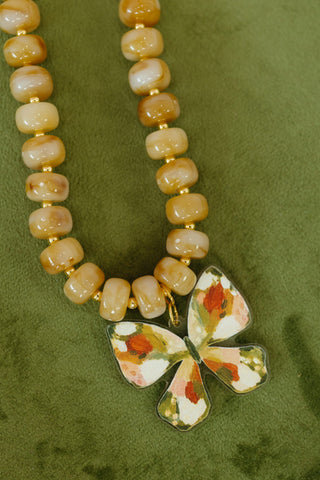 Demi Fall butterfly Necklace in Oatmeal