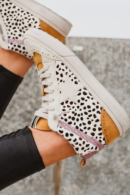 Paulina Shu Shop Sneaker