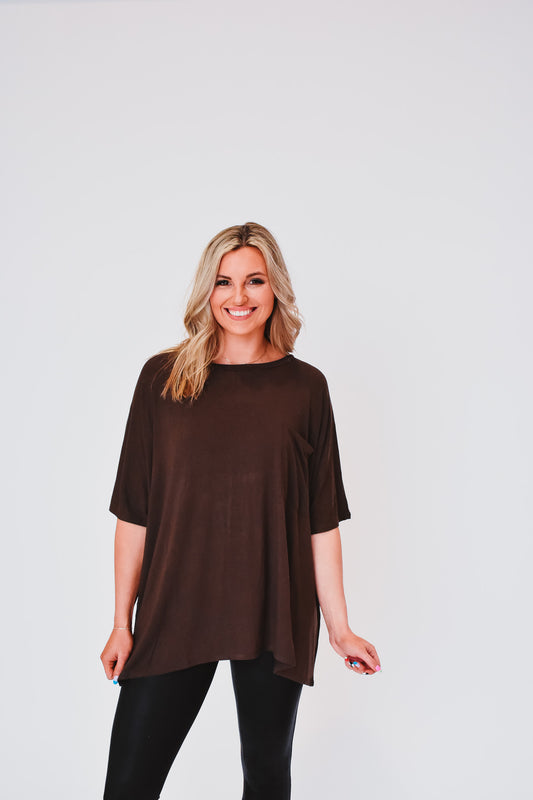 Reese Pocket Tee in Expresso
